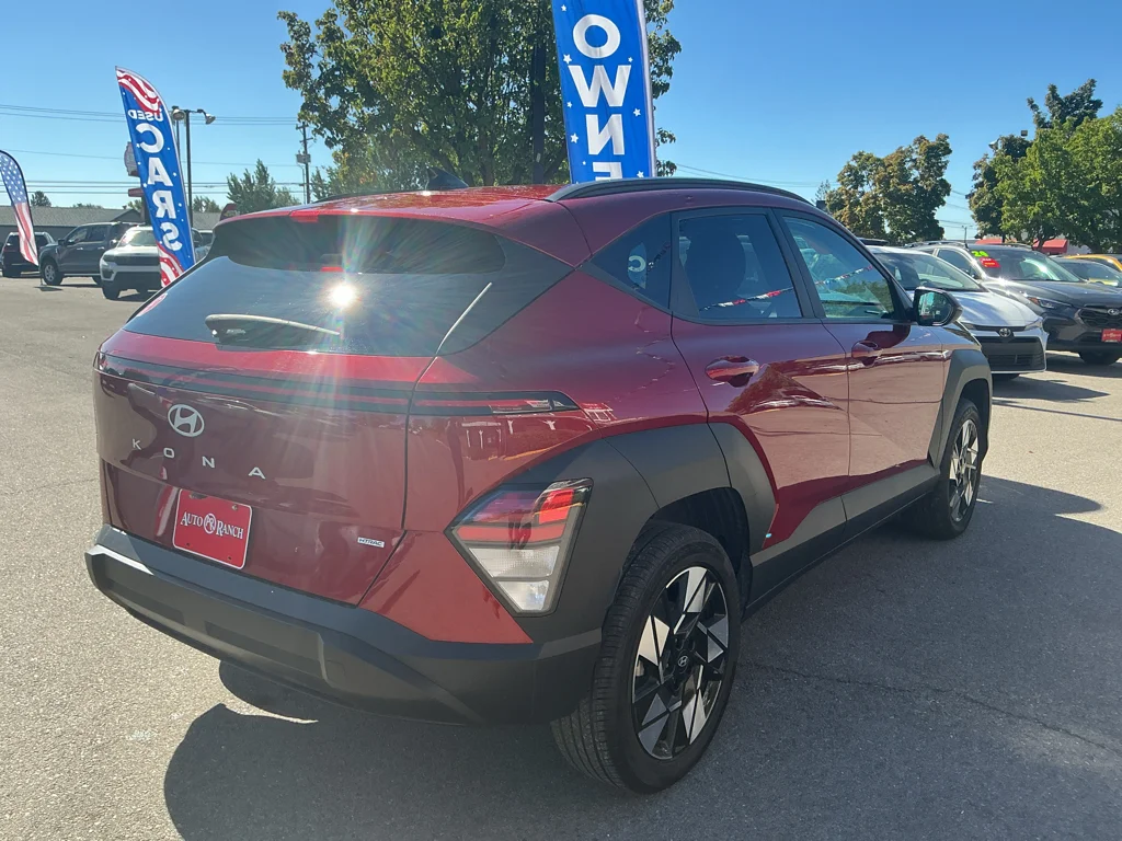 Used 2024 Ultimate Red Metallic Hyundai SEL image 5