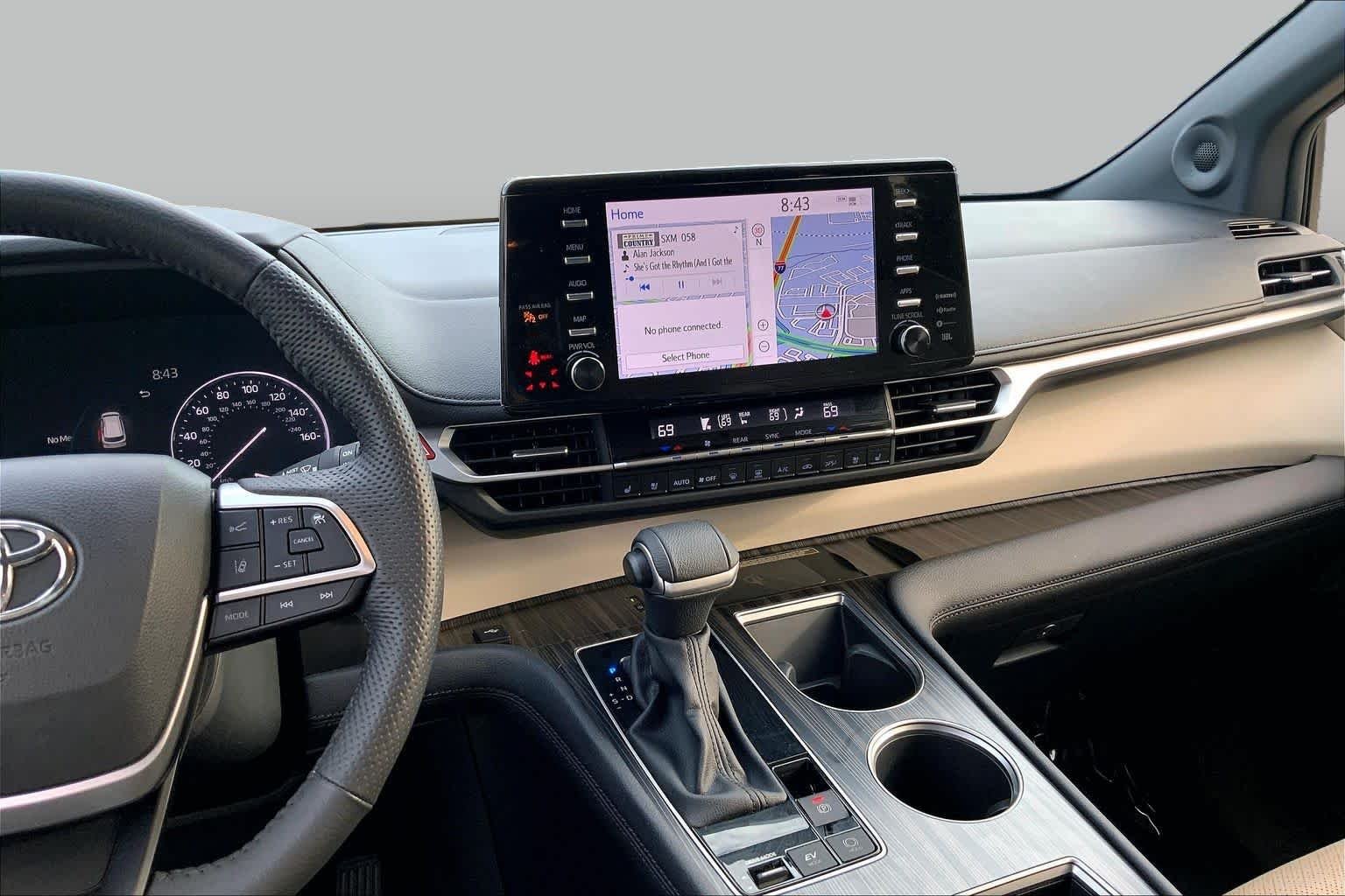 Pre-Owned 2024 Toyota Sienna Limited
