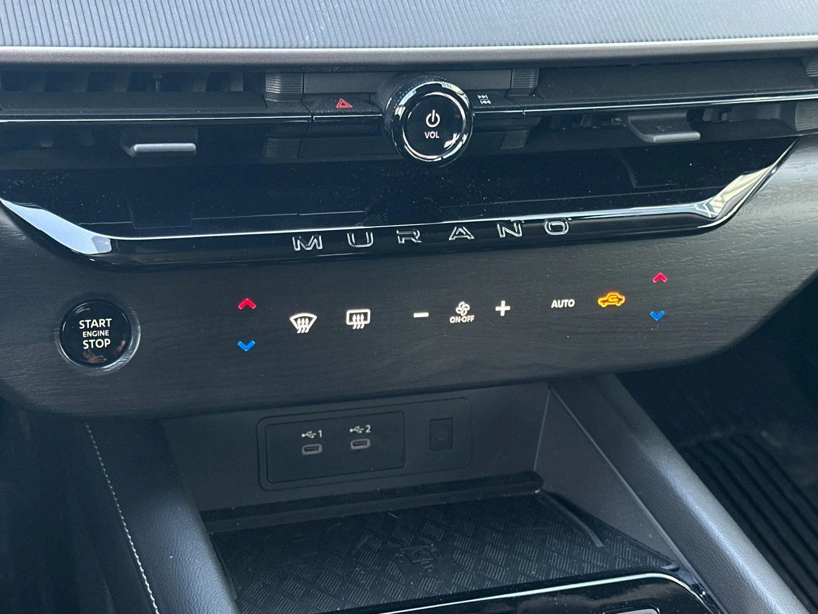 Used 2025 Super Black Nissan SV image 19