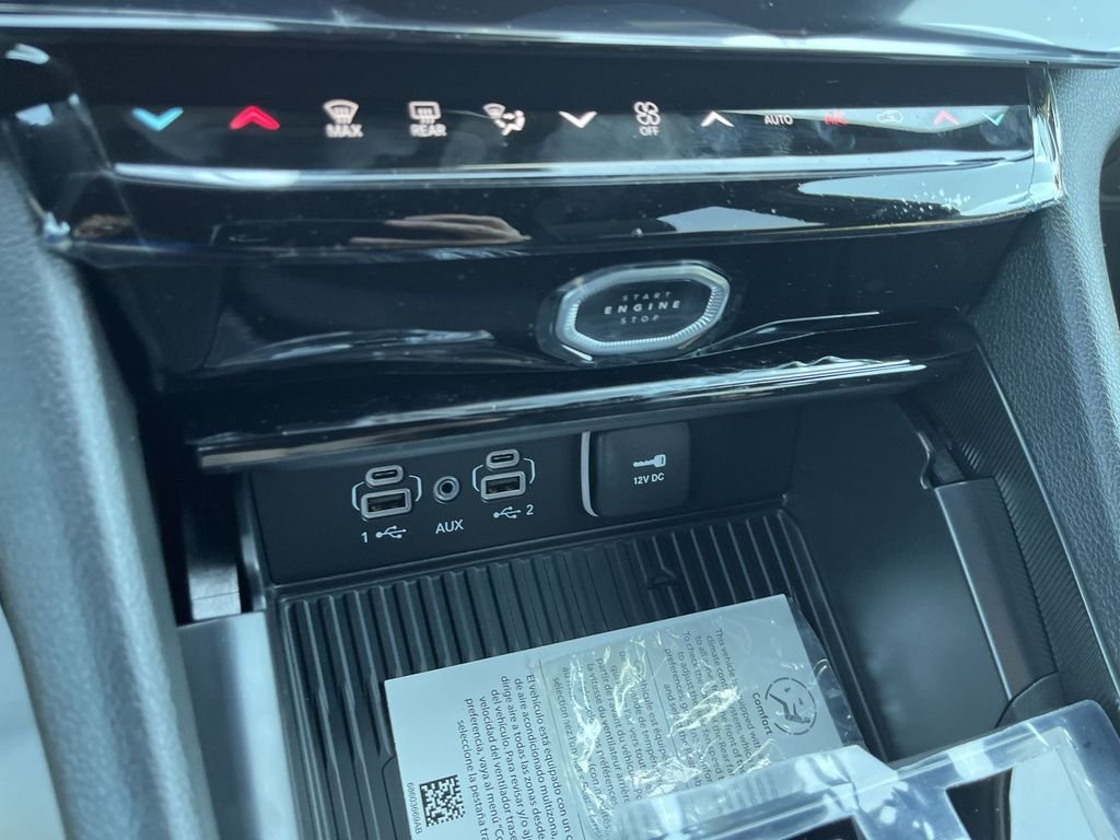 New 2026 White Jeep Altitude image 19