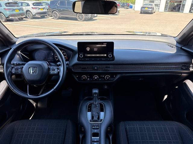 2025 Honda HR-V Sport - Photo 13