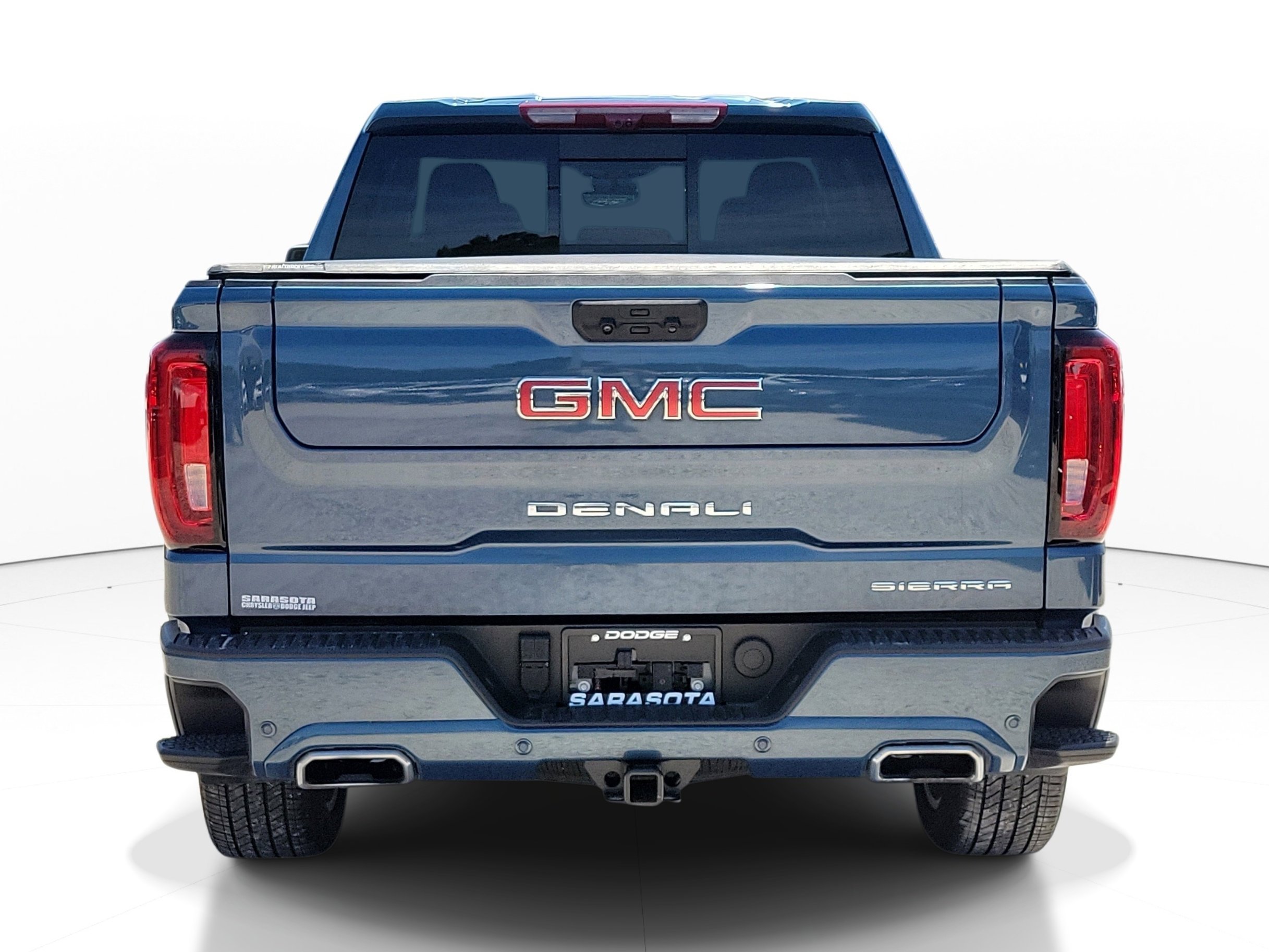 Used 2025 Downpour Metallic GMC Denali image 5