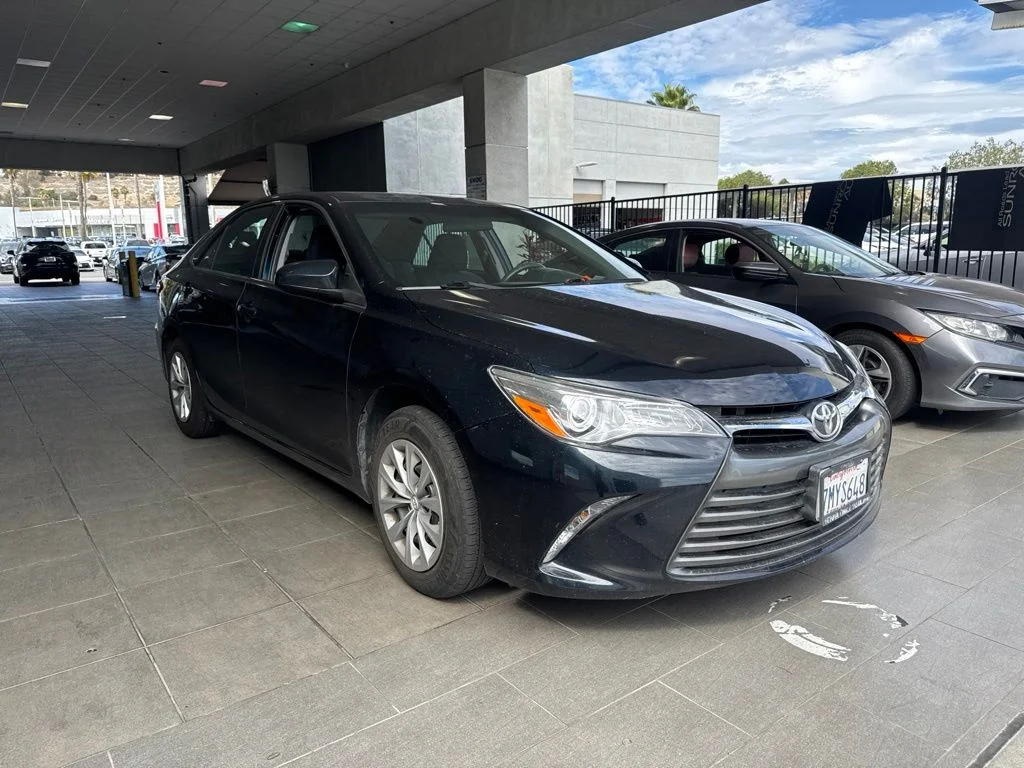 Used 2015 Toyota Camry LE with VIN 4T1BF1FK9FU990889 for sale in Chula Vista, CA