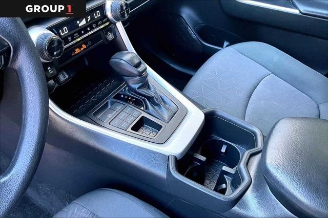 Certified Used 2024 SILVER SKY METALLIC Toyota  image 17