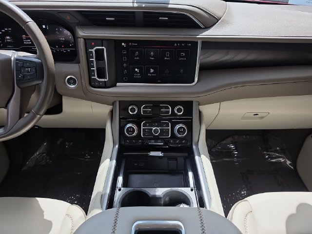2022 GMC Yukon Denali - Photo 13
