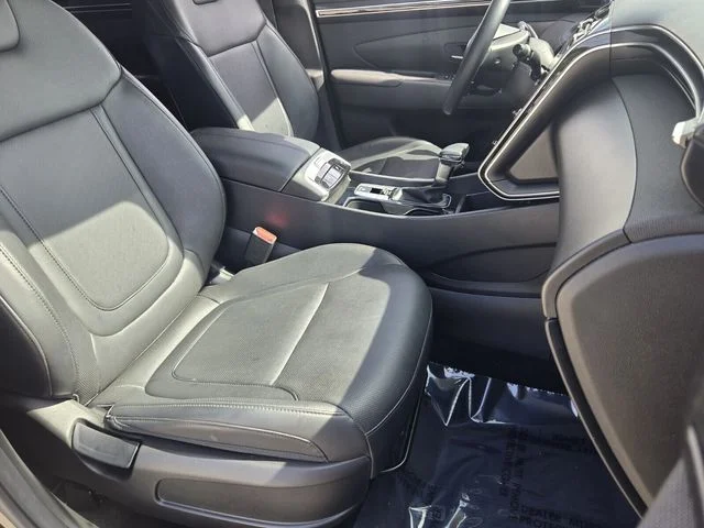 Used 2023 Black Hyundai SEL image 18