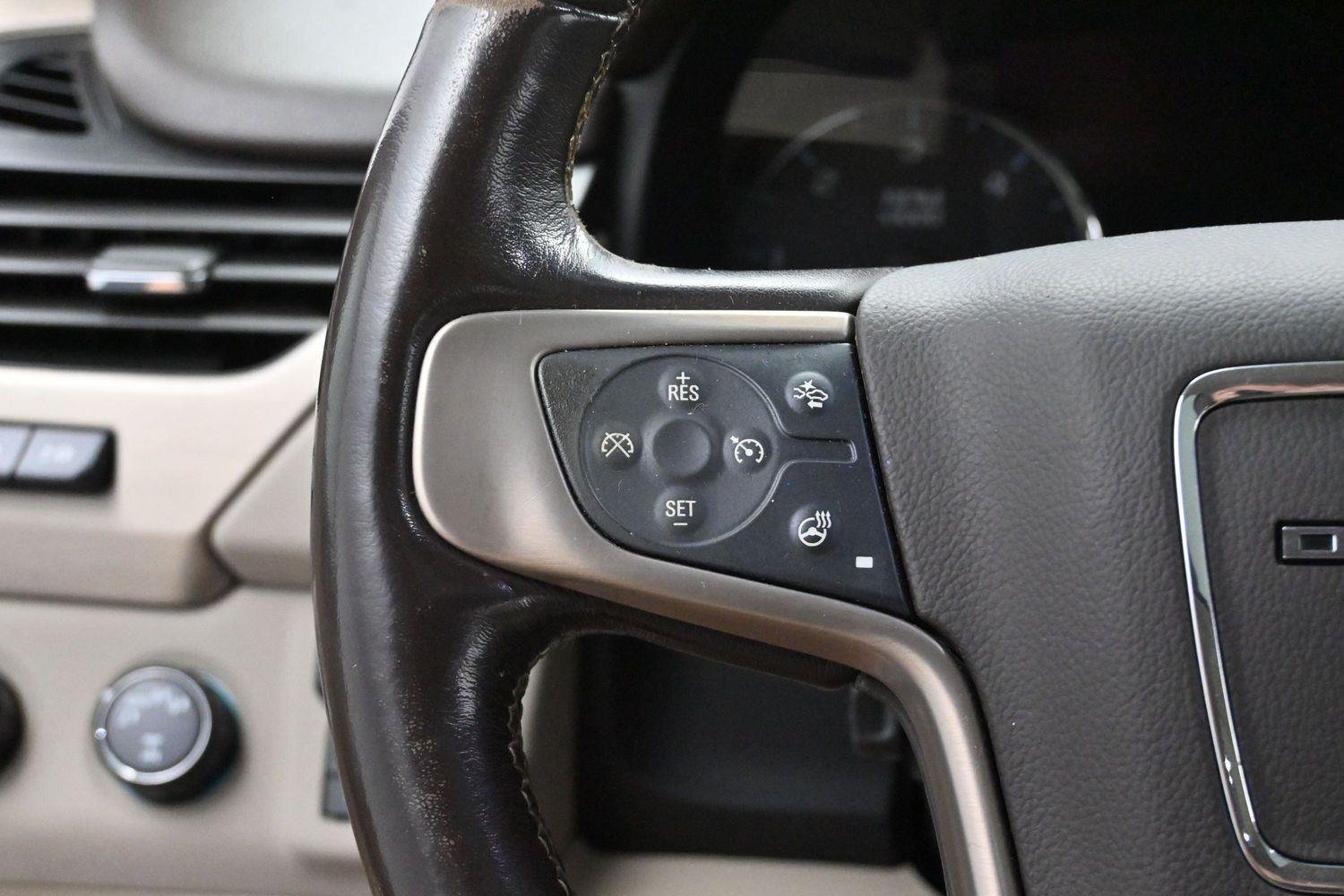 Used 2019 Smokey Quartz Metallic GMC Denali image 17