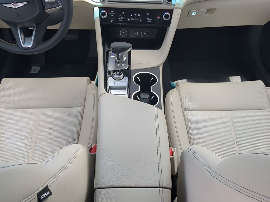 2026 GENESIS G70 Standard - Photo 15