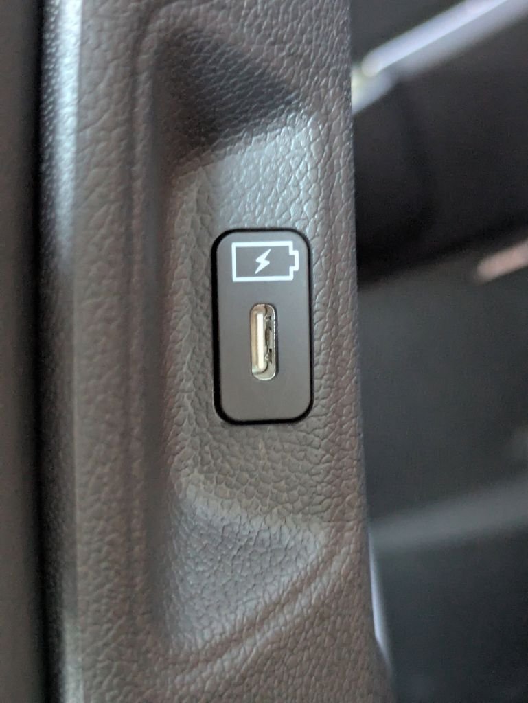 New 2026 Ivory Silver Kia EX image 15