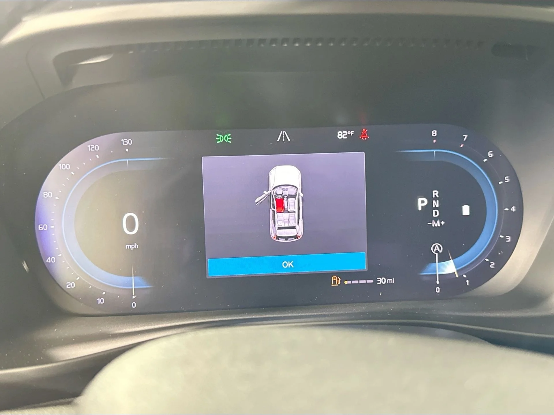 2025 Volvo XC40 Ultra - Photo 8