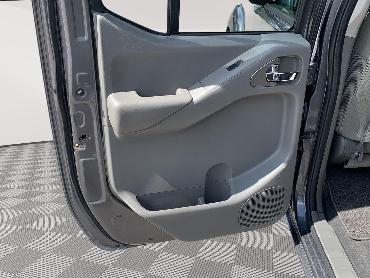 Used 2020 Gun Metallic Nissan SV image 16