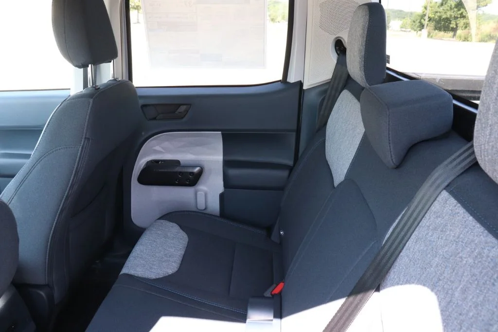 New 2026 Space White Metallic Ford XLT image 16