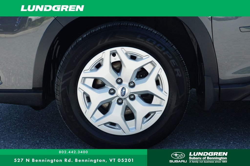 Used 2022 Gray Subaru Base image 35