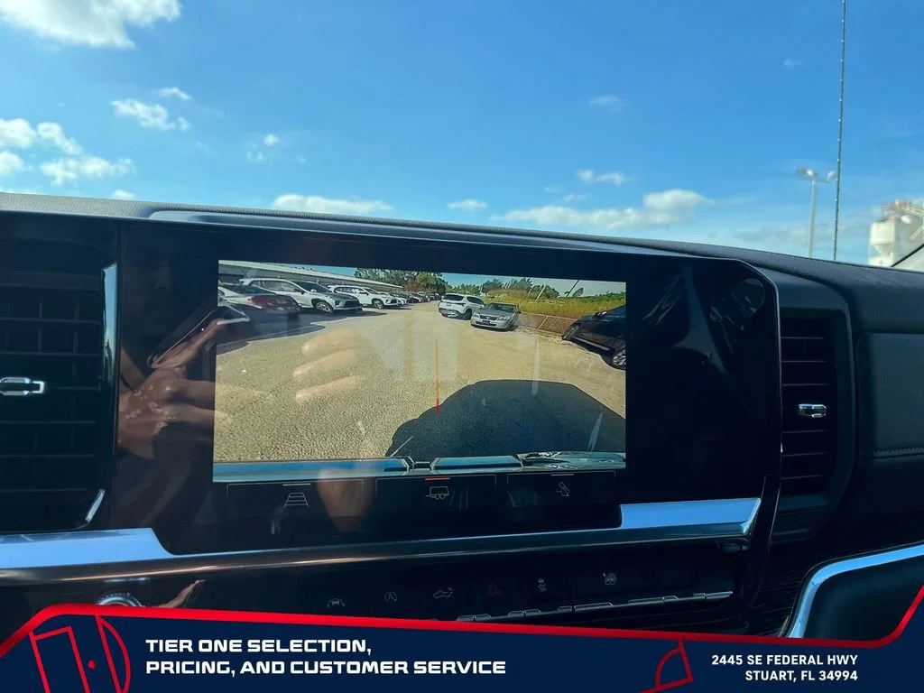 New 2026 Summit White GMC Elevation image 30