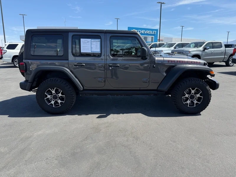Used 2019 Granite Crystal M Jeep Rubicon image 2
