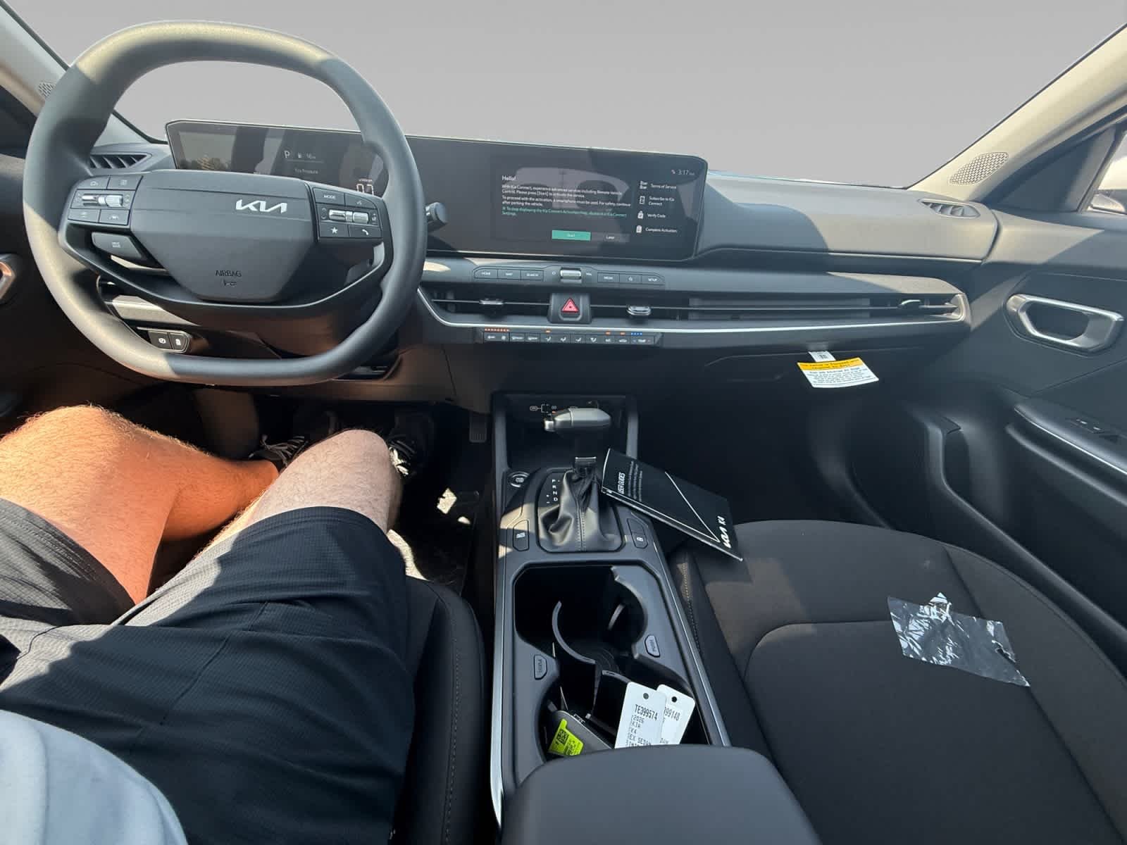 New 2026 Snow White Pearl Kia LXS image 21