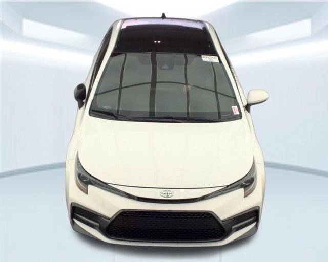 Used 2021 White Toyota SE image 7