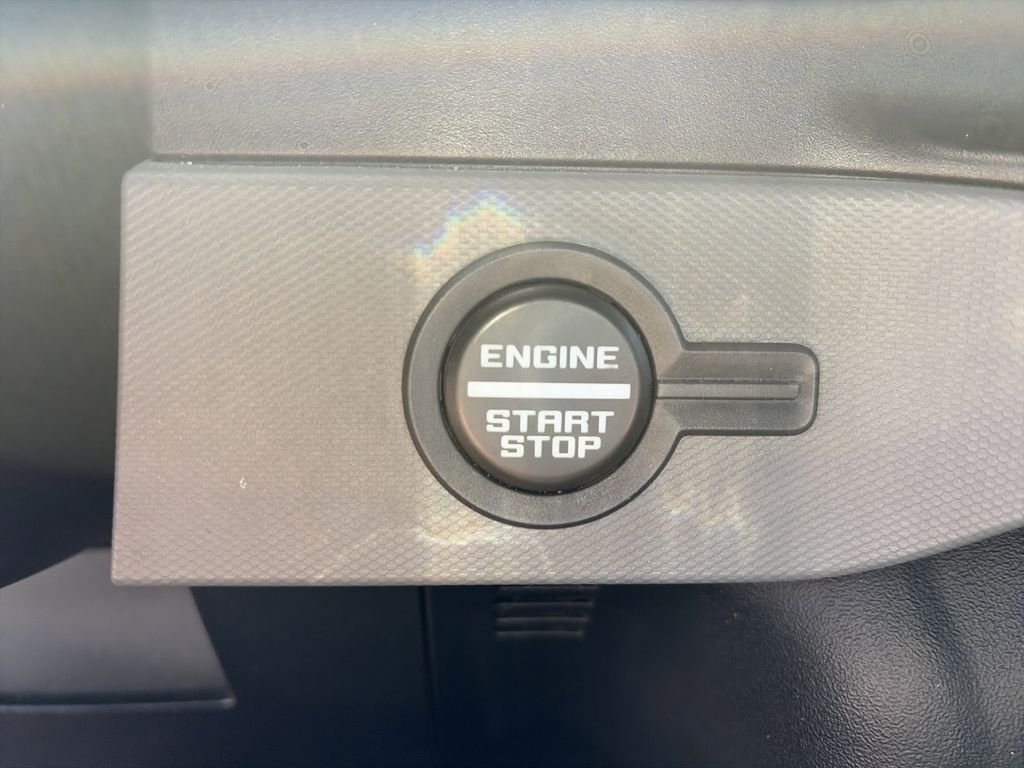 Used 2021 Blue Ford Base image 28