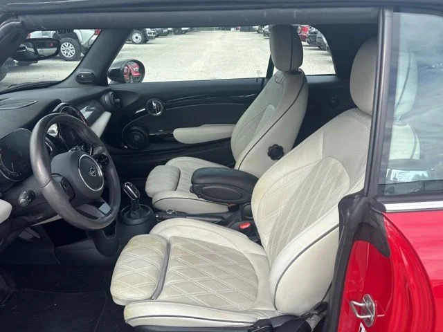 Used 2022 Red MINI Signature image 9