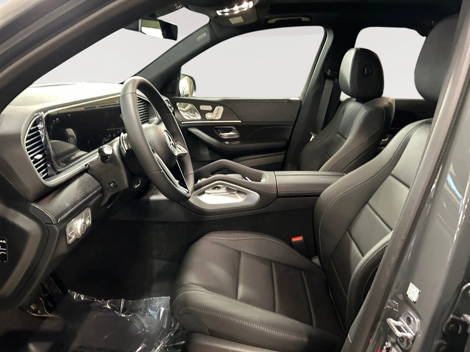 New 2026 MANUFAKTUR Silicon Grey Mercedes-Benz GLE 350 image 13