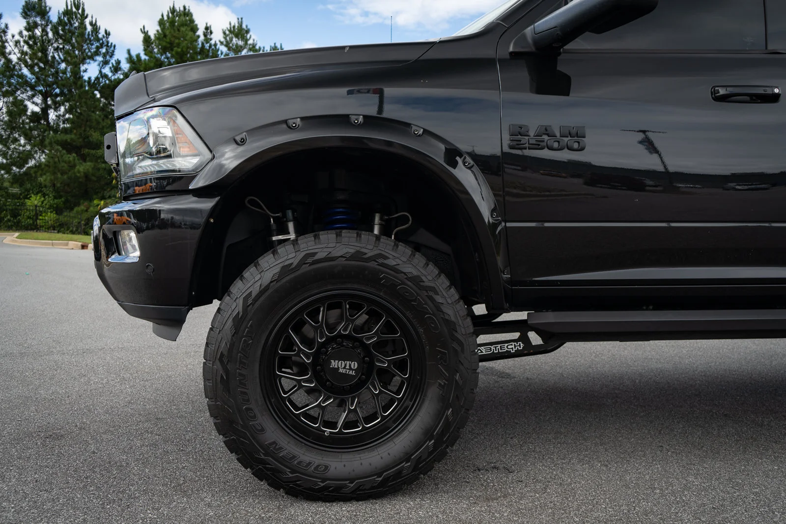 Used 2018 Black Ram Laramie image 4