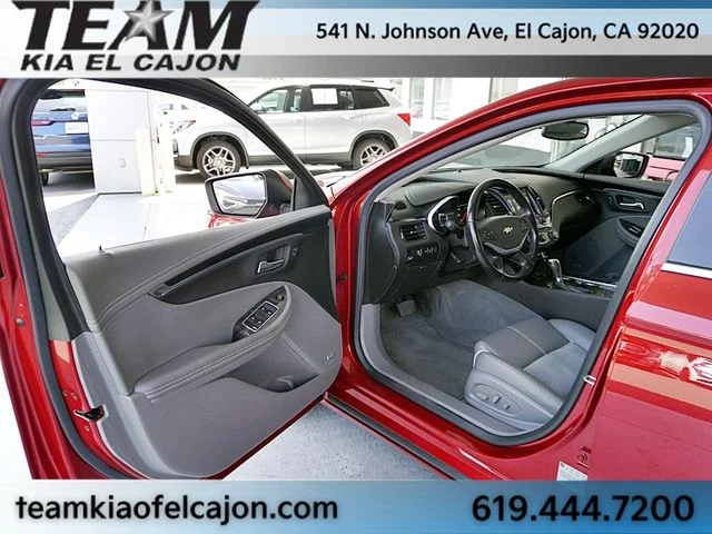 Used 2015 Red Chevrolet LT image 33
