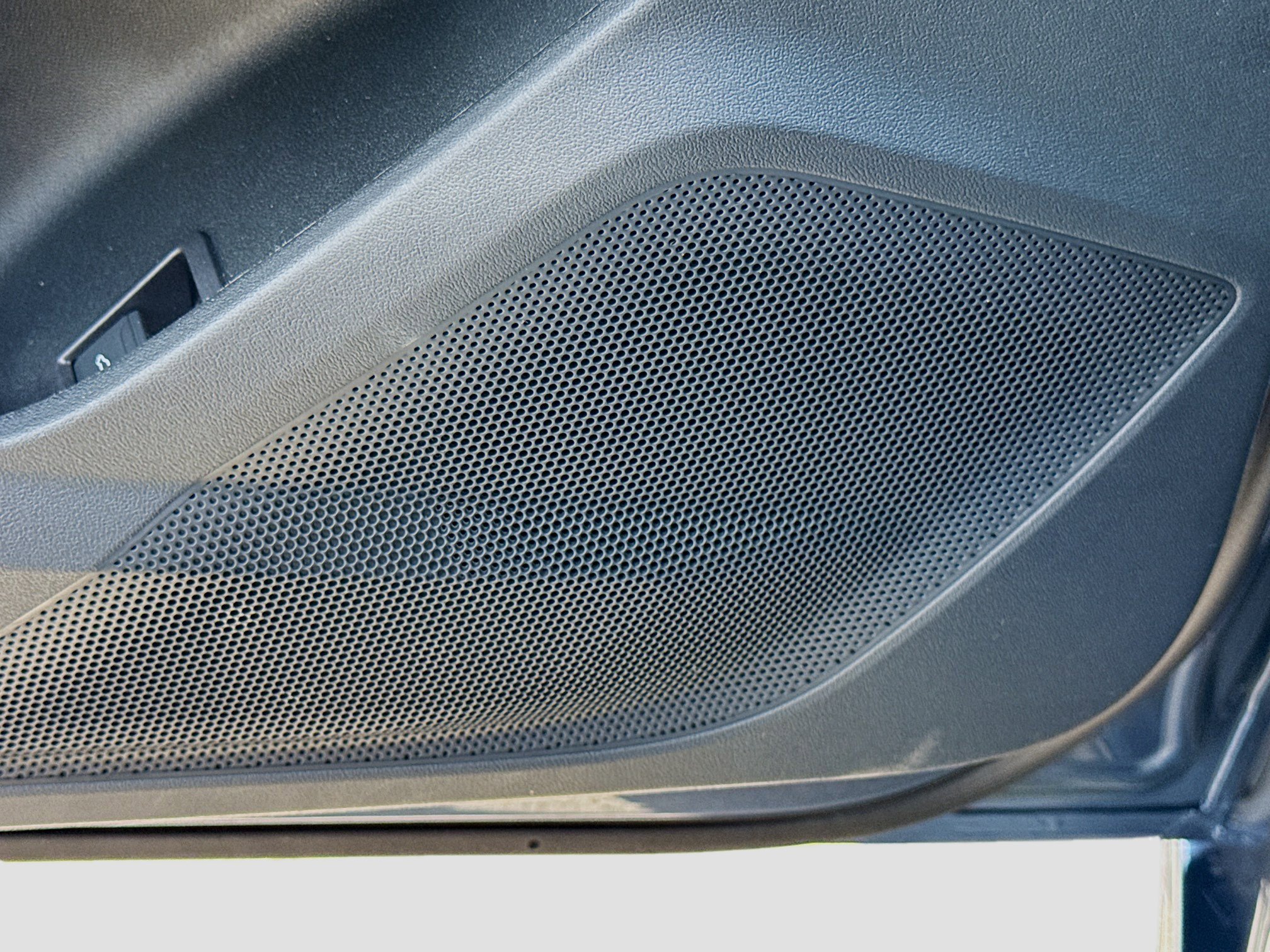 New 2026 Horizon Blue Metallic Audi Premium image 23