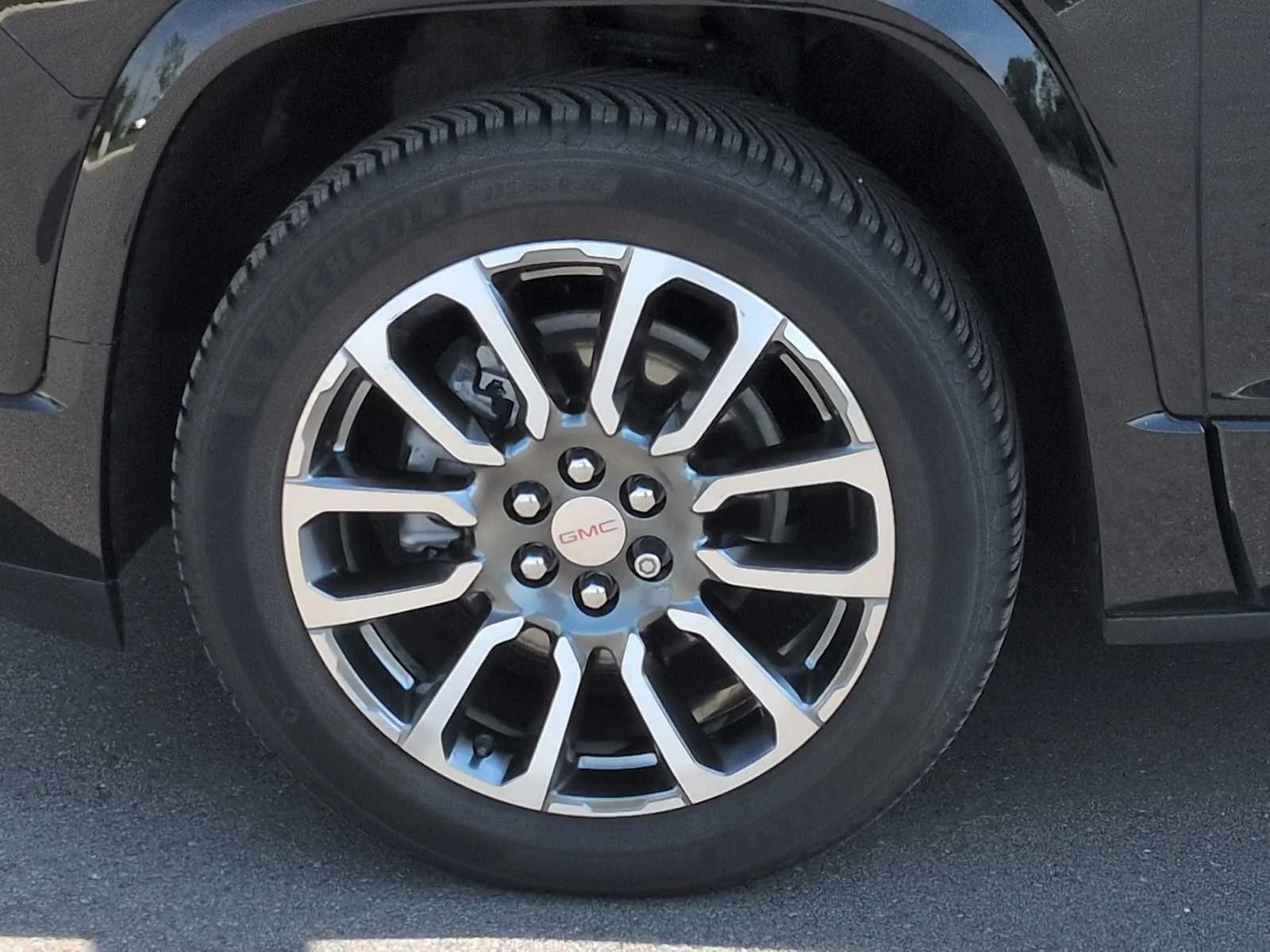 Used 2021 Ebony Twilight Metallic GMC Denali image 14
