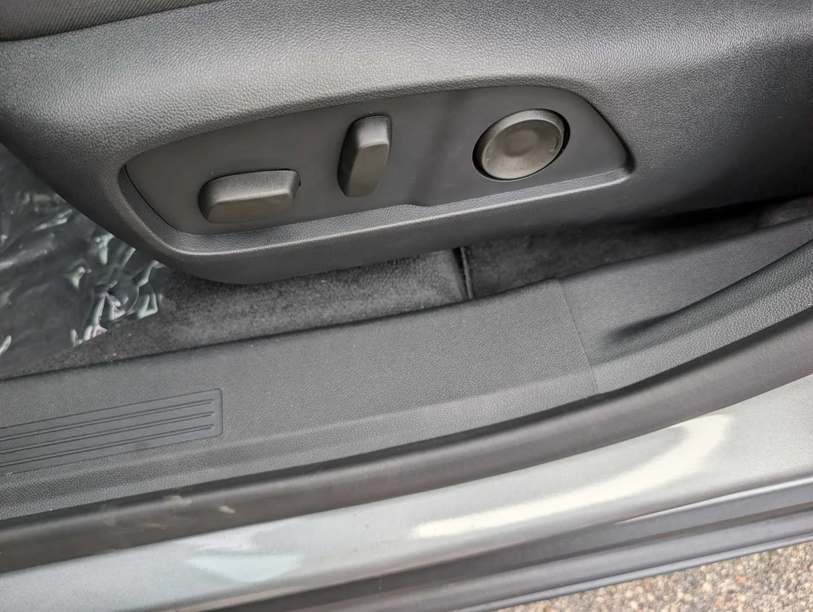 2027 Chevrolet Equinox LT - Photo 31