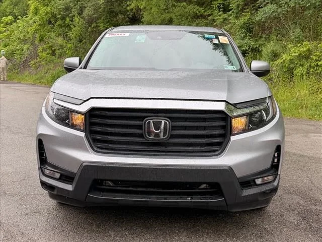 Used 2023 Silver Honda RTL image 10