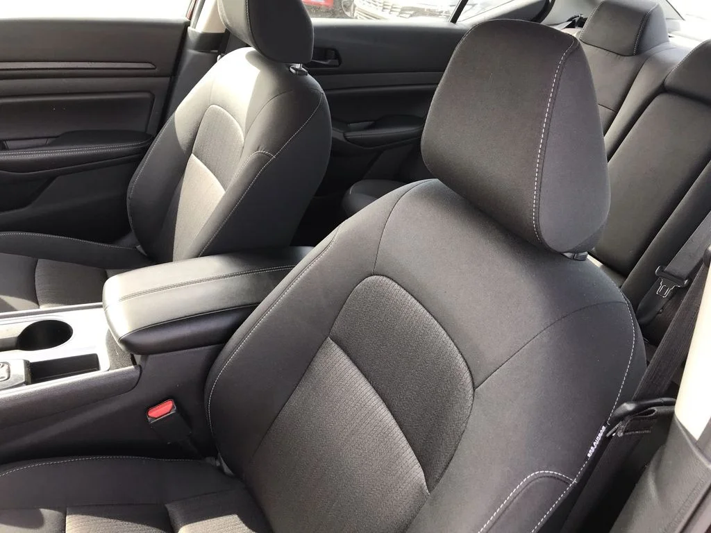Used 2024 Red Nissan 2.5 SV image 11