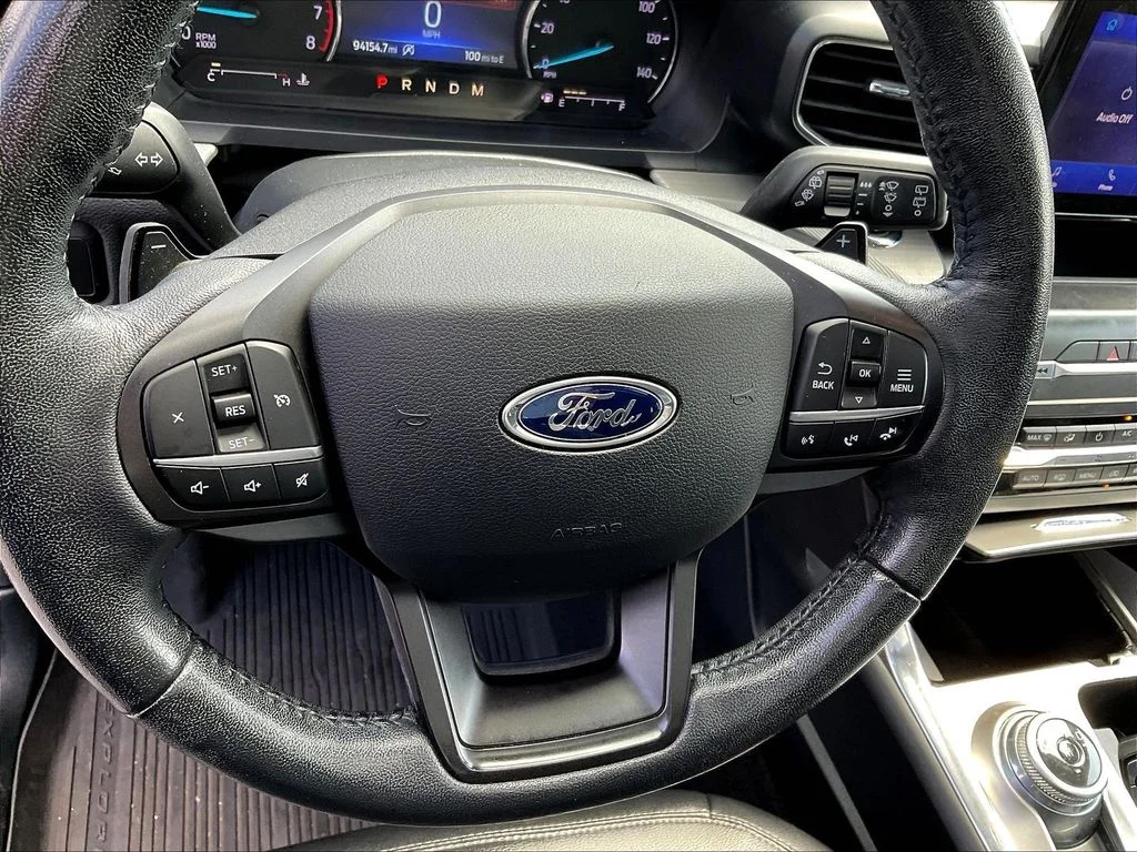 Certified Used 2020 Black Ford XLT image 7