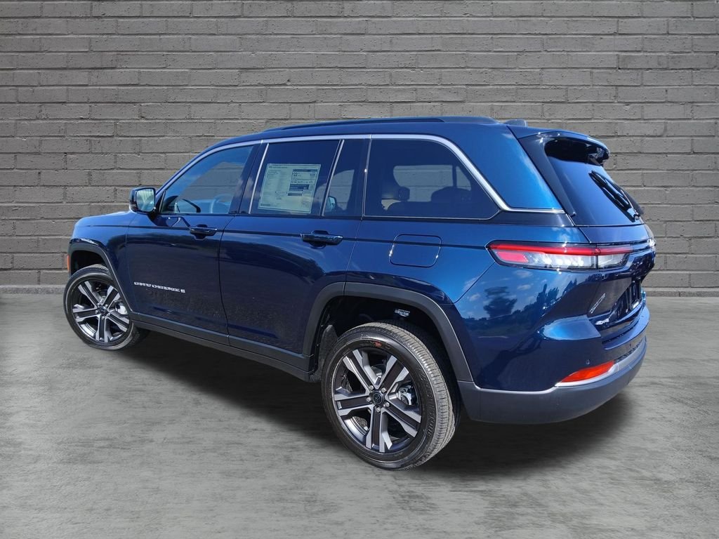New 2027 Fathom Blue Pearlcoat Jeep Limited image 3