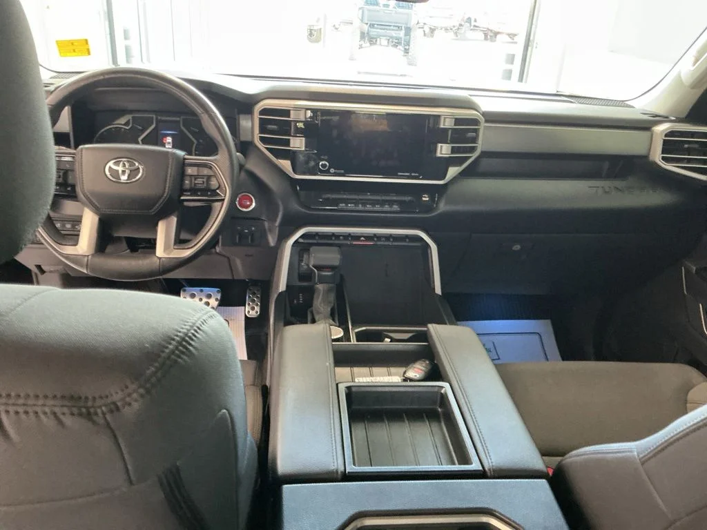 2024 Toyota Tundra SR5 - Photo 13
