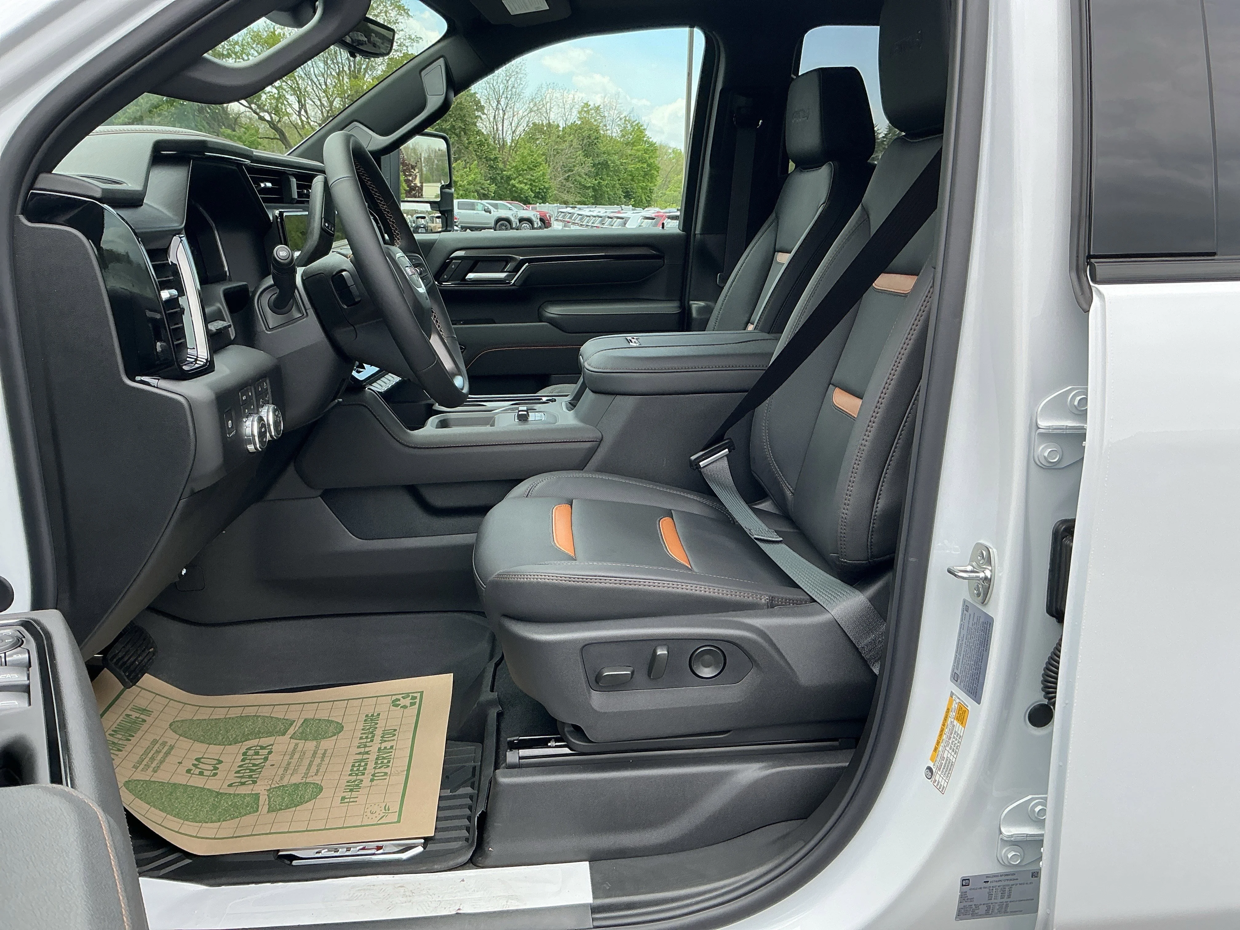 2026 GMC Sierra 2500HD AT4 - Photo 15