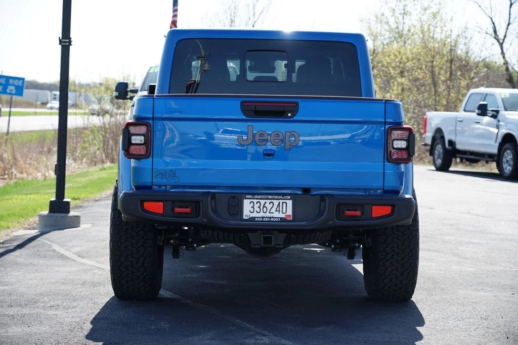 Used 2024 Blue Jeep Rubicon image 4
