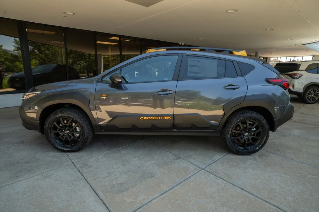 New 2026 MAGNETITE GRAY PEARL Subaru Wilderness image 4