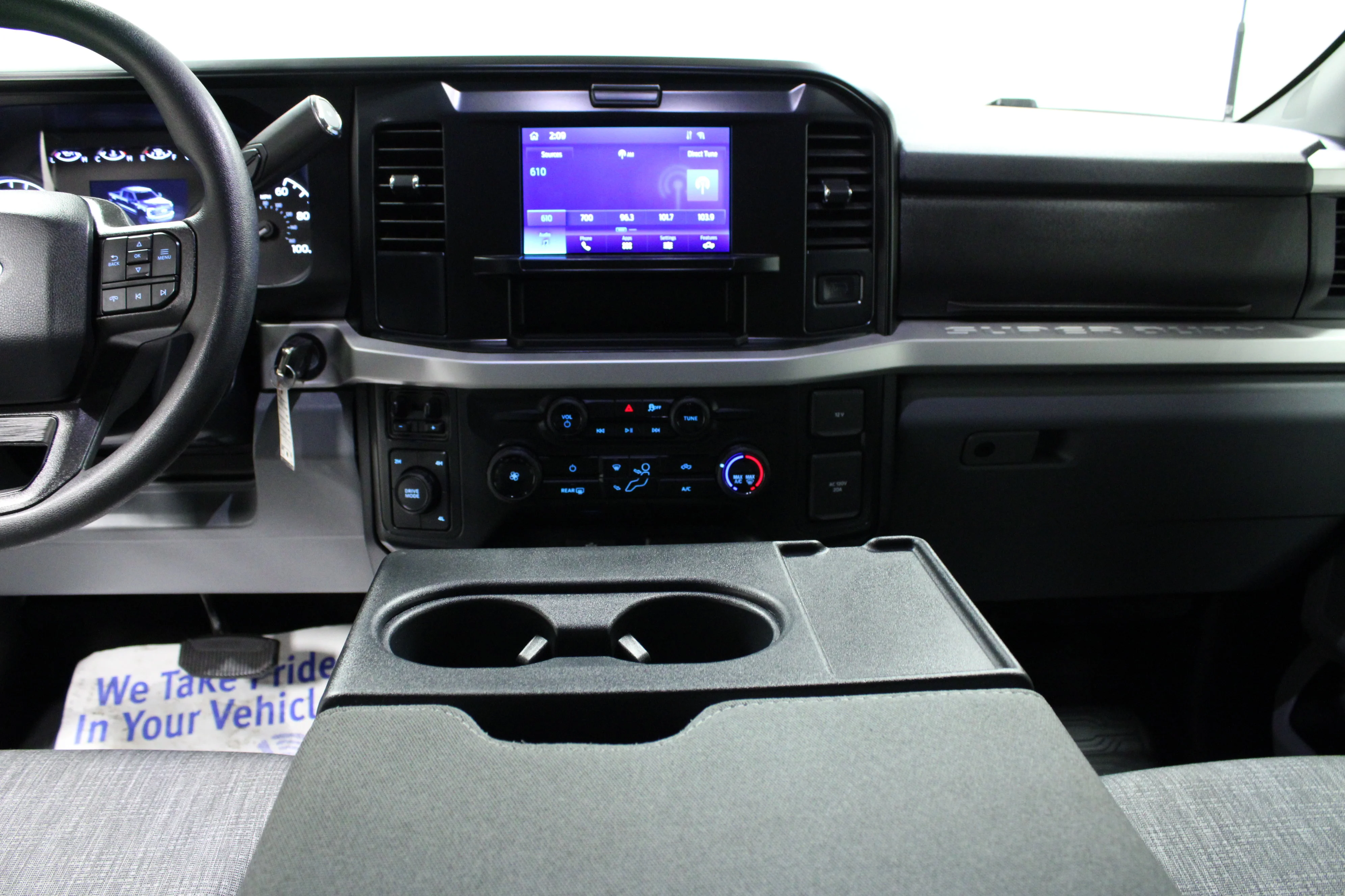 Used 2025 Black Metallic Ford XLT image 18