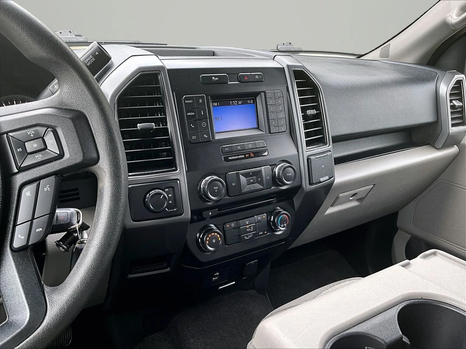 Used 2018 Black Ford XLT image 7