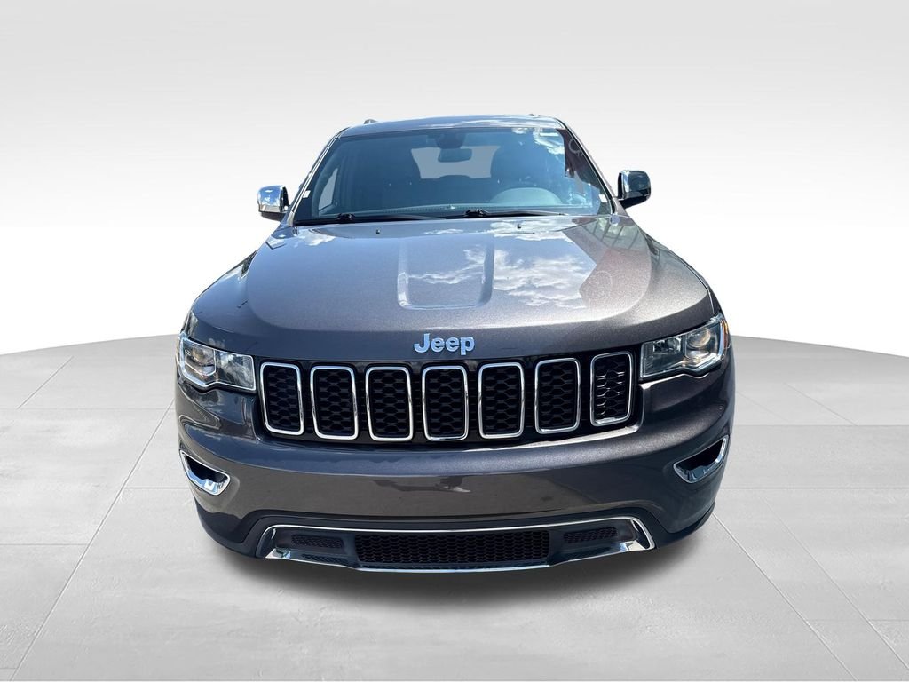 Used 2018 Gray Jeep Limited image 8