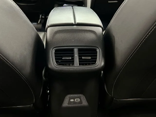 2023 Buick Envision Essence - Photo 19