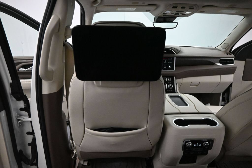 Used 2023 White Frost Tricoat GMC Denali image 20