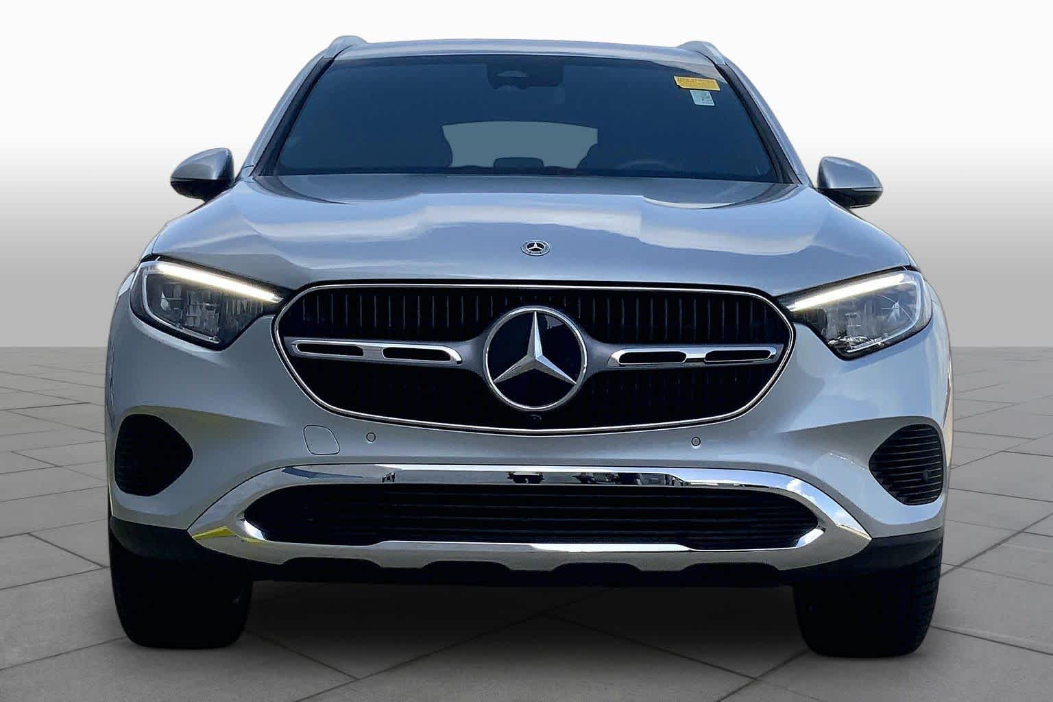 Used 2026 922/Cirrus Silv Mercedes-Benz GLC 300 image 5