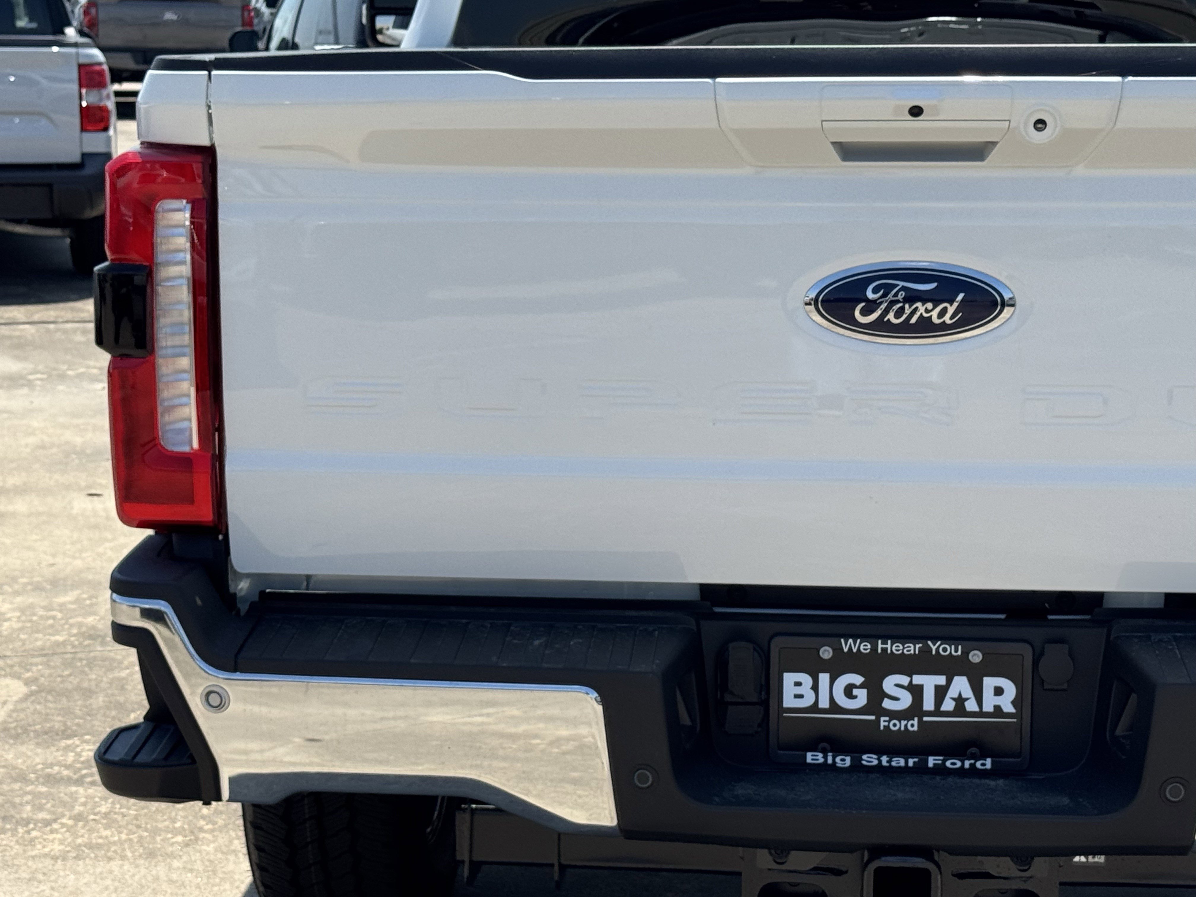 New 2026 Star White Metallic Tri-Coat Ford LARIAT image 10
