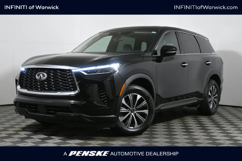Certified Used 2023 Black INFINITI PURE image 1