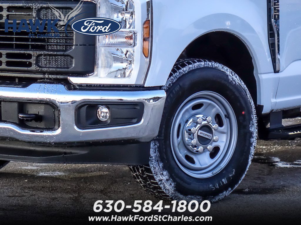 New 2026 Oxford White Ford F-250® XL image 3