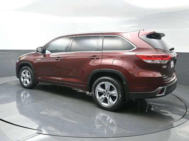 Used 2019 Red Toyota Limited image 5
