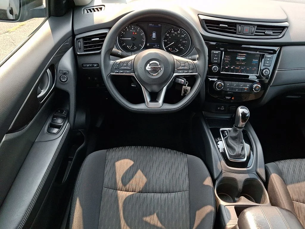 Certified Used 2020 Magnetic Black Nissan S image 11
