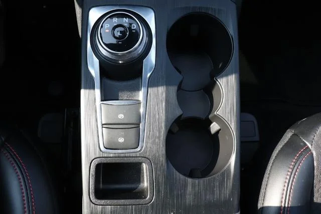 New 2025 Agate Black Metallic Ford ST-Line Select image 46