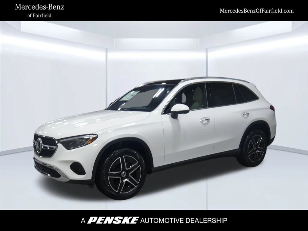 New 2026 Polar White Mercedes-Benz GLC 300 image 1